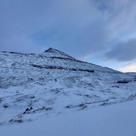 Fjord Guesthouse Funningsfjordur 외부 사진