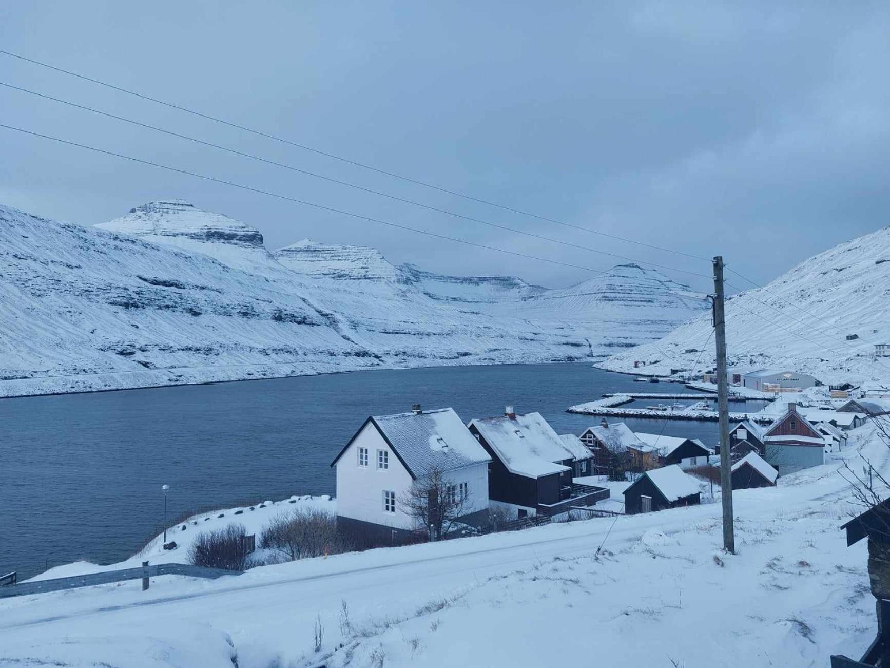 Fjord Guesthouse Funningsfjordur 외부 사진