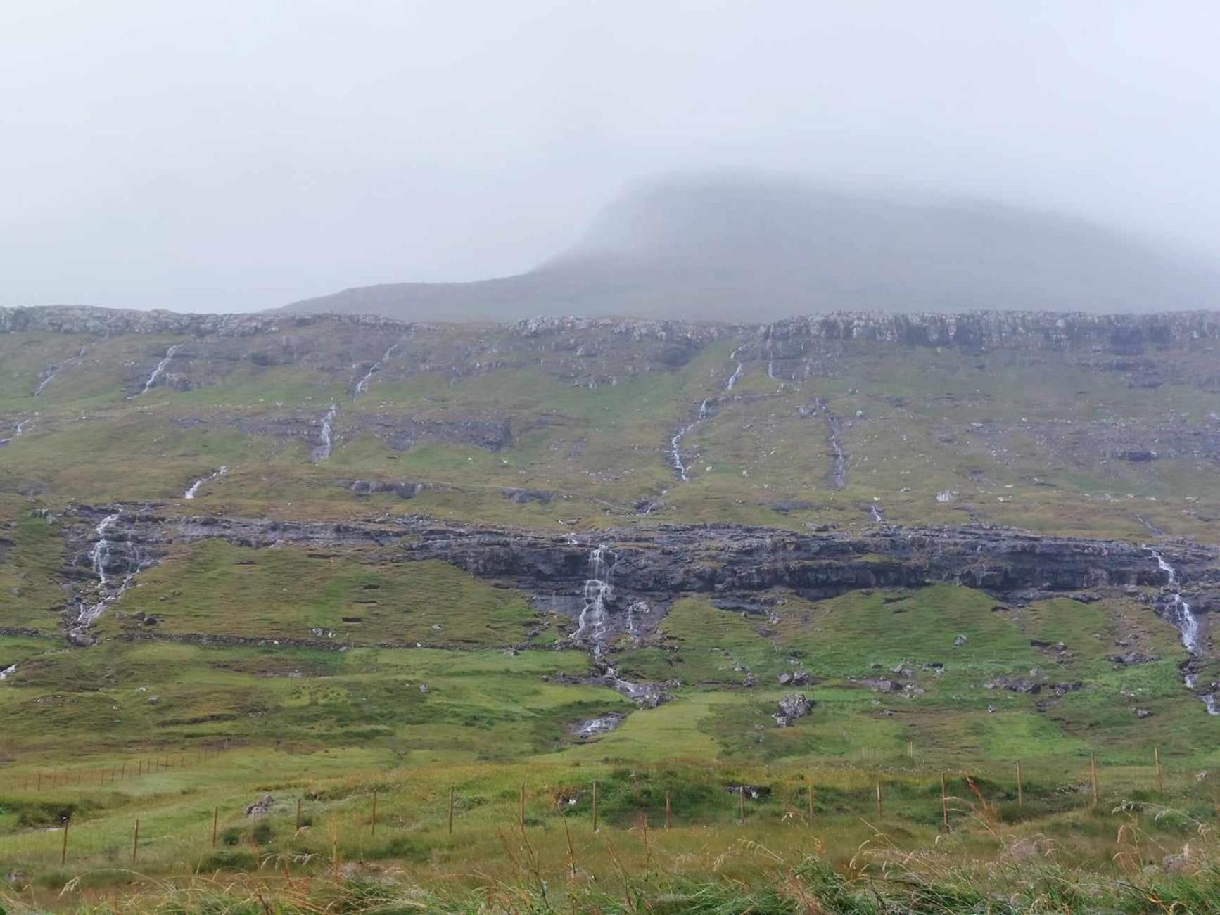 Fjord Guesthouse Funningsfjordur 외부 사진
