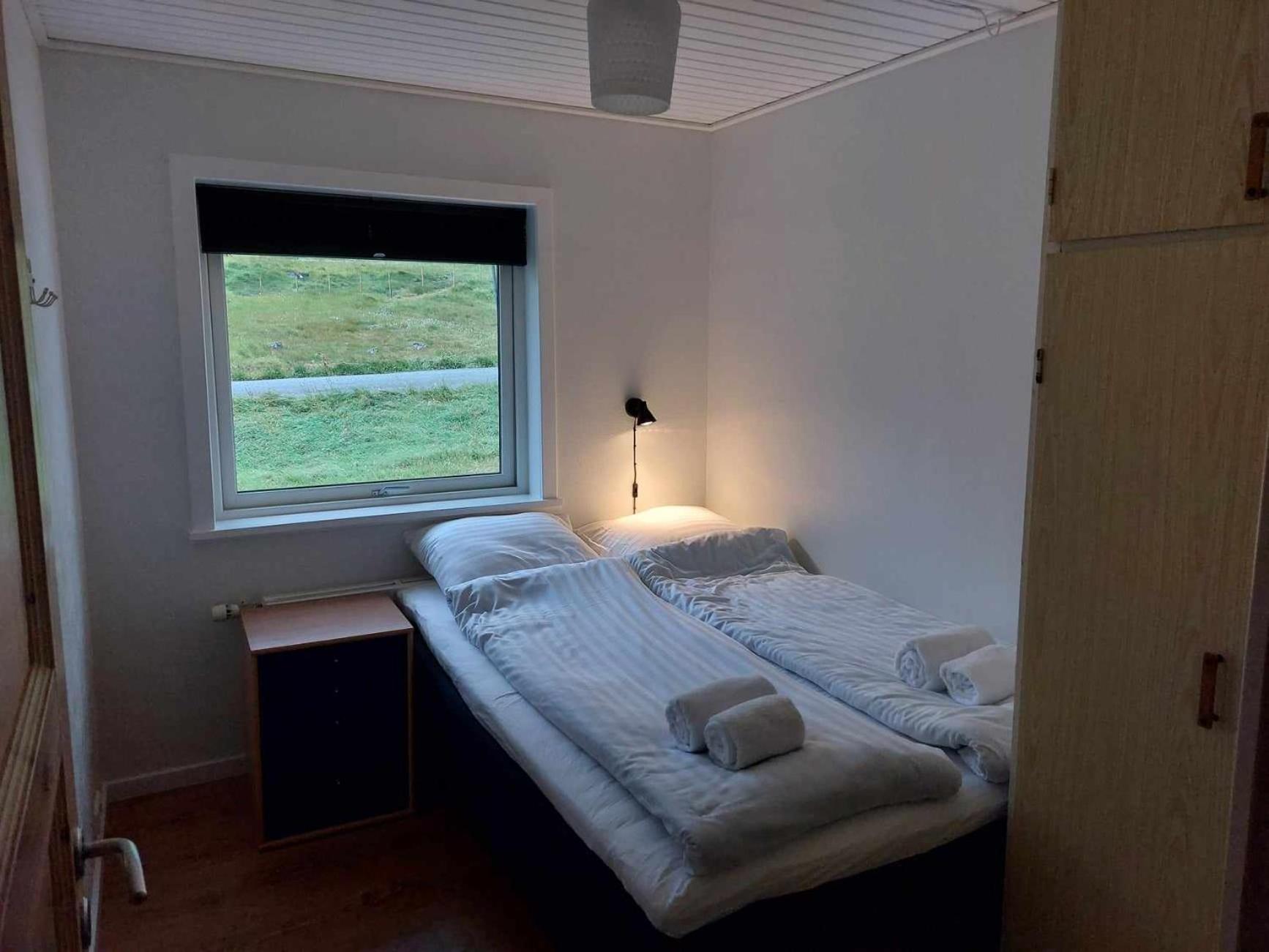 Fjord Guesthouse Funningsfjordur 외부 사진